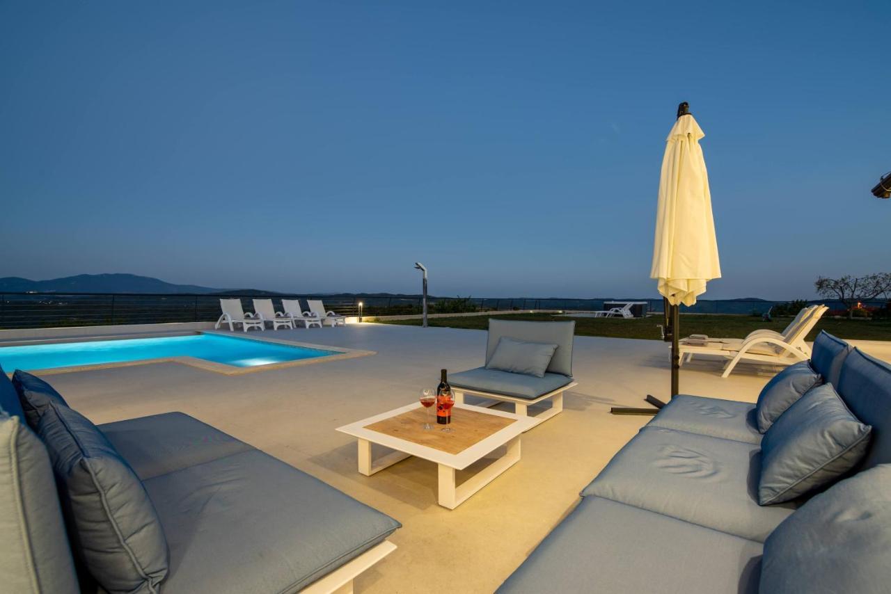 Villa Panorama Buzet Exterior photo